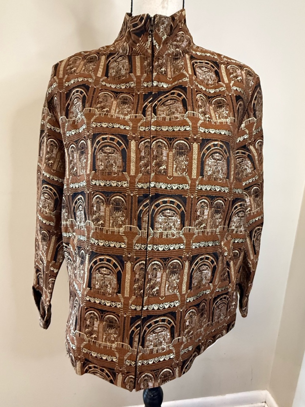 Chico’s silk blend jacket ornate artsy Italian archways SZ 1/SM